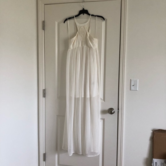 Express- Maxi Dress - Picture 3 of 8